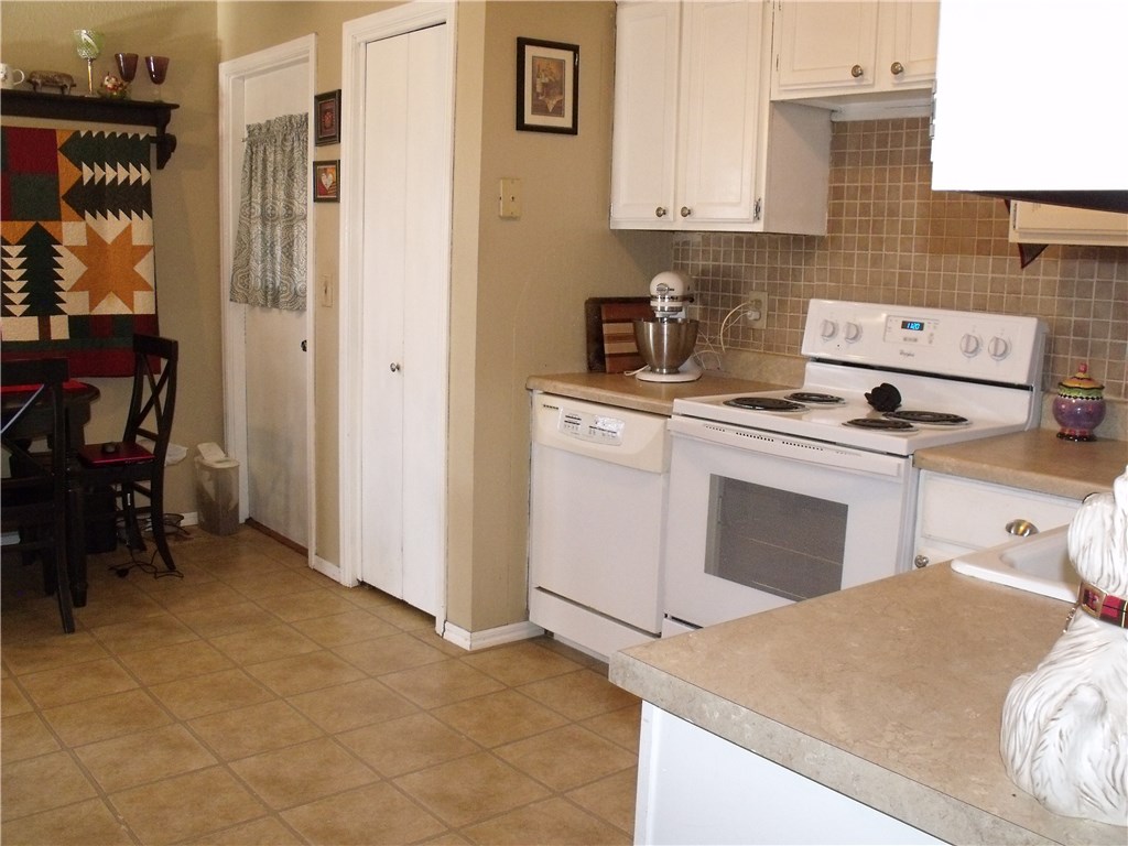 636 E 27th Pl, Edmond, OK 73013 photo 9