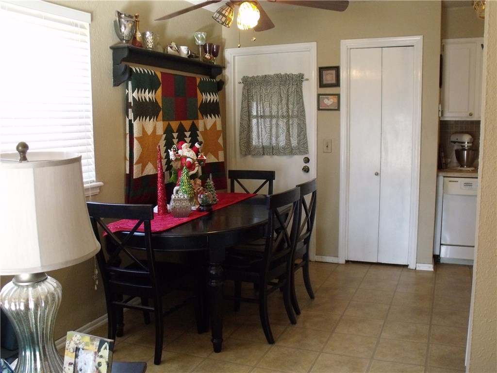 636 E 27th Pl, Edmond, OK 73013 photo 10