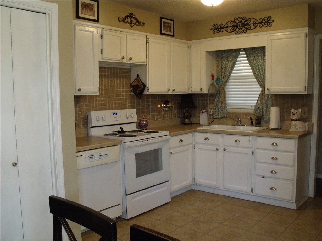 636 E 27th Pl, Edmond, OK 73013 photo 7