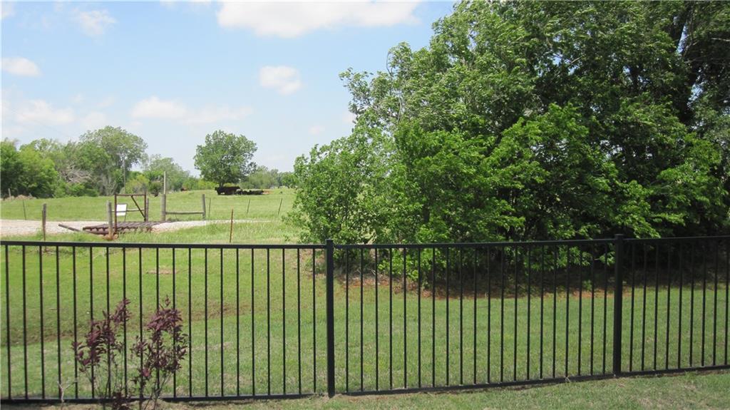 4415 Ruby Ave, Yukon, OK 73099 photo 4
