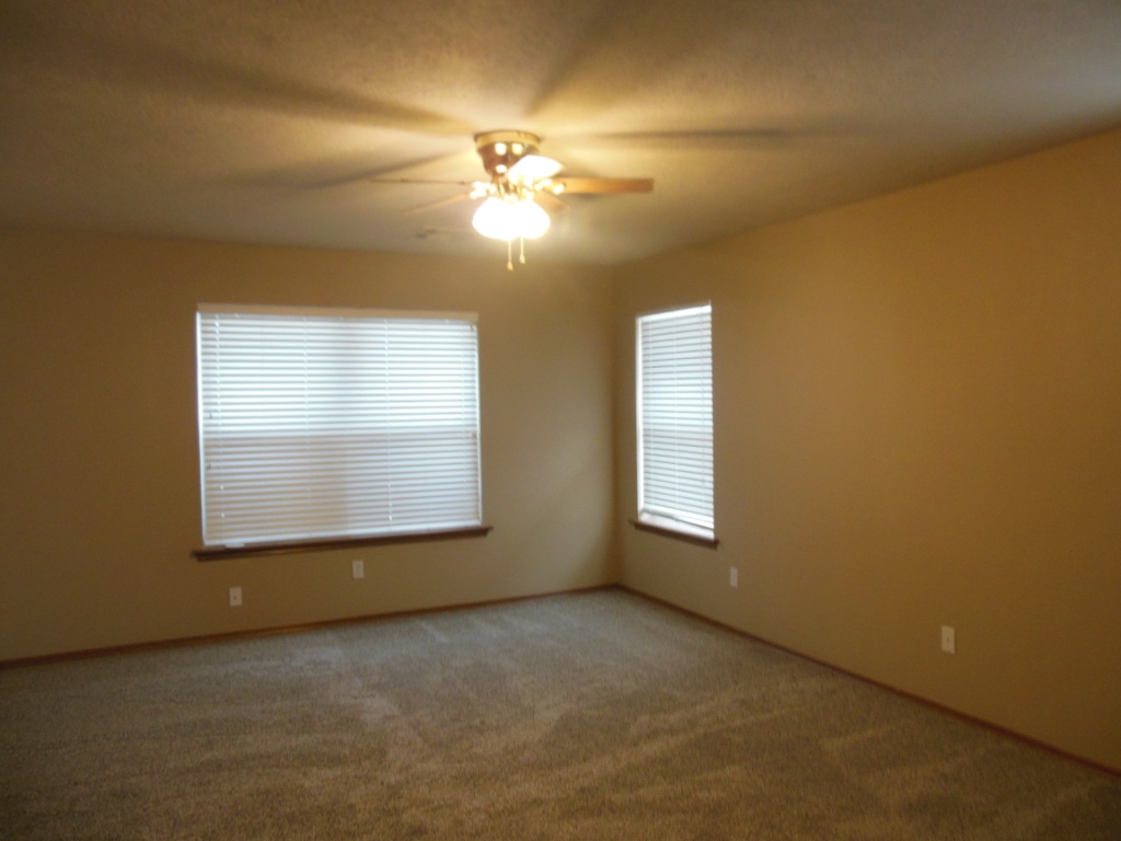 42 Hillcrest Dr, Chickasha, OK 73018 photo 12