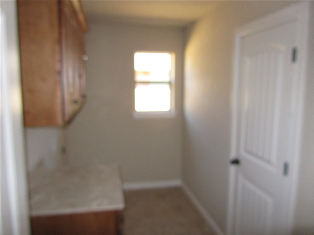Undisclosed, Moore, OK 73160 photo 17