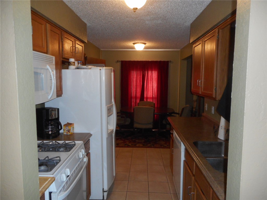 809 Lapwing Rd, Edmond, OK 73003 photo 5