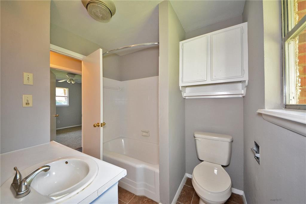 35 E 21st, Edmond, OK 73013 photo 12