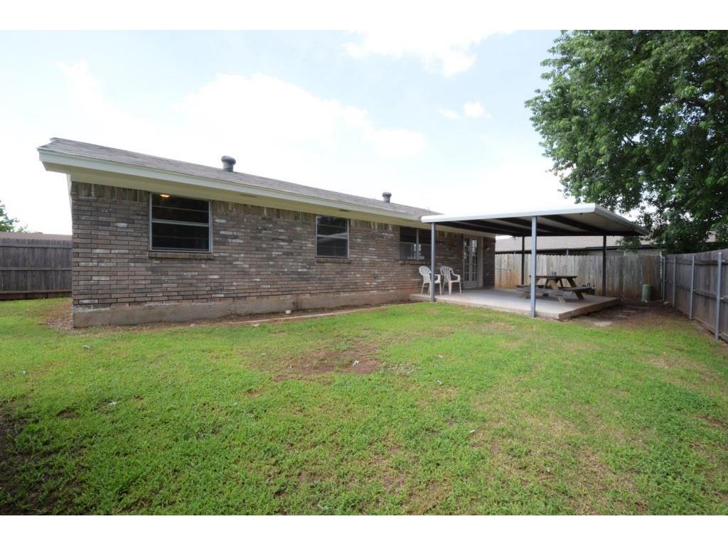 716 Wilkinson Dr, Moore, OK 73160 photo 6