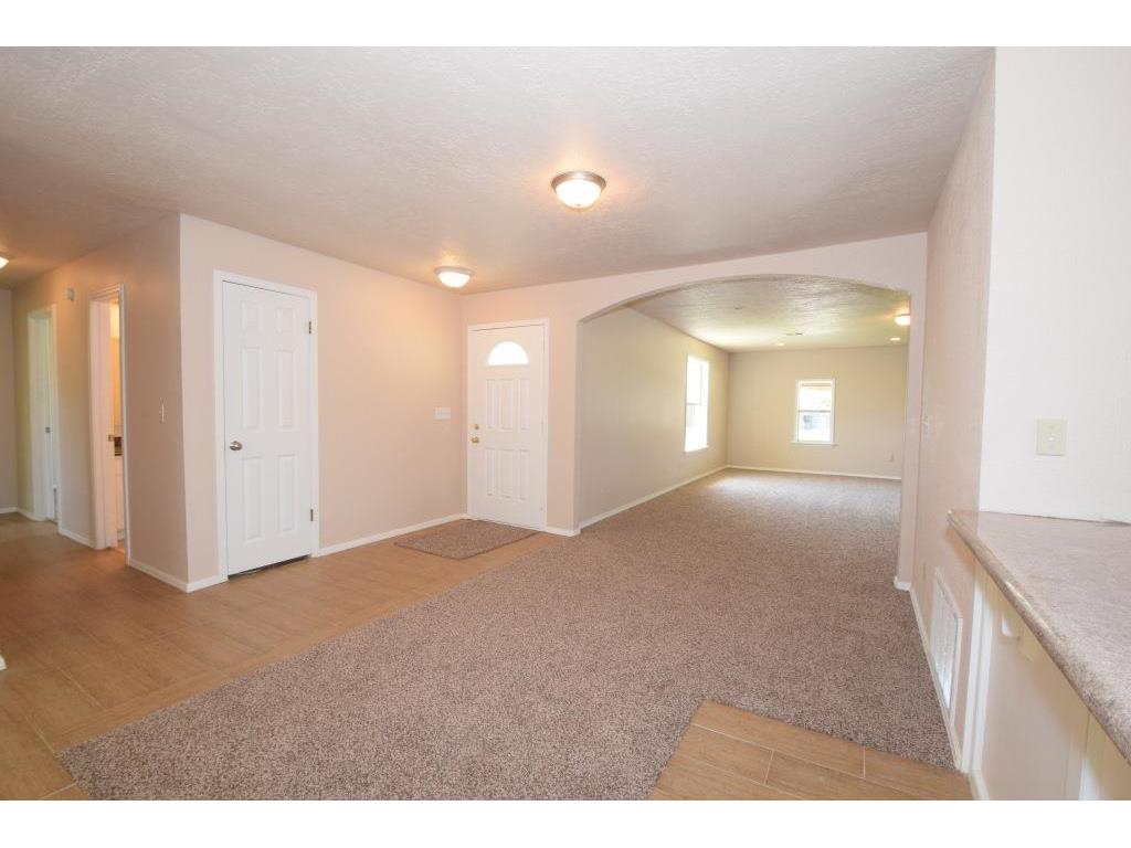 716 Wilkinson Dr, Moore, OK 73160 photo 13