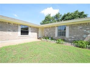 716 Wilkinson Dr, Moore, OK 73160 photo 4