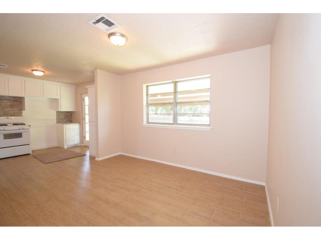 716 Wilkinson Dr, Moore, OK 73160 photo 15
