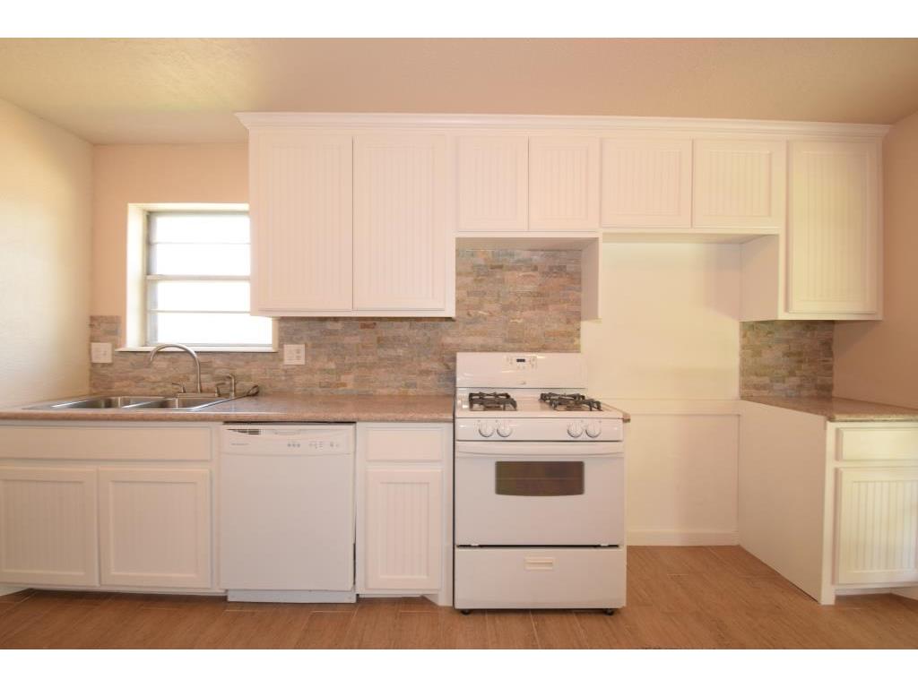 716 Wilkinson Dr, Moore, OK 73160 photo 18