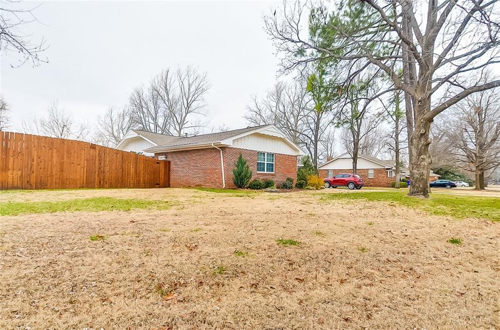 722 Willow Ln, Norman, OK 73072 photo 5