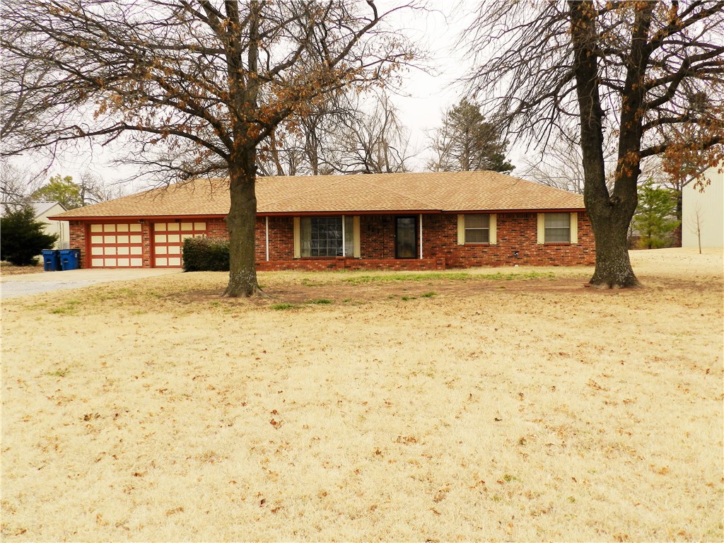 807 Willow, Tuttle, OK 73089 photo 1