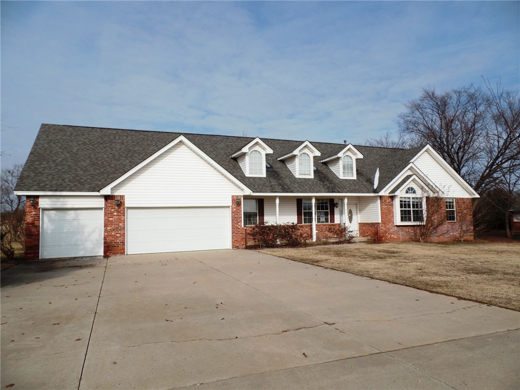 202 Gunnar Ln, Mcloud, OK 74851 photo 1