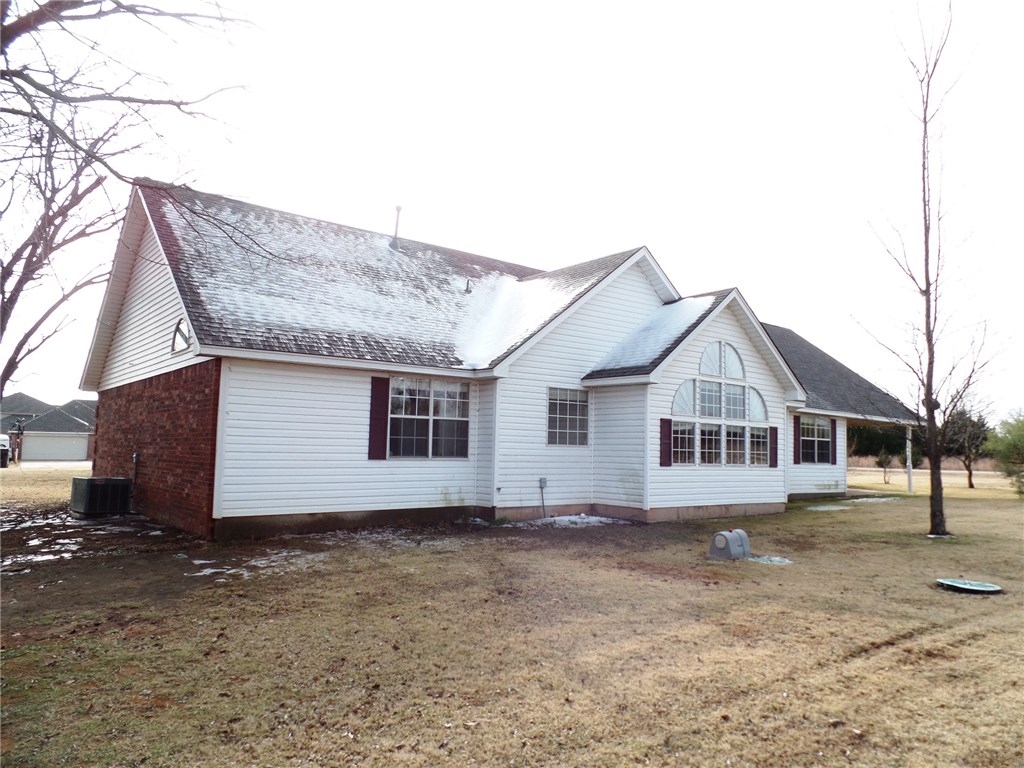 202 Gunnar Ln, Mcloud, OK 74851 photo 17