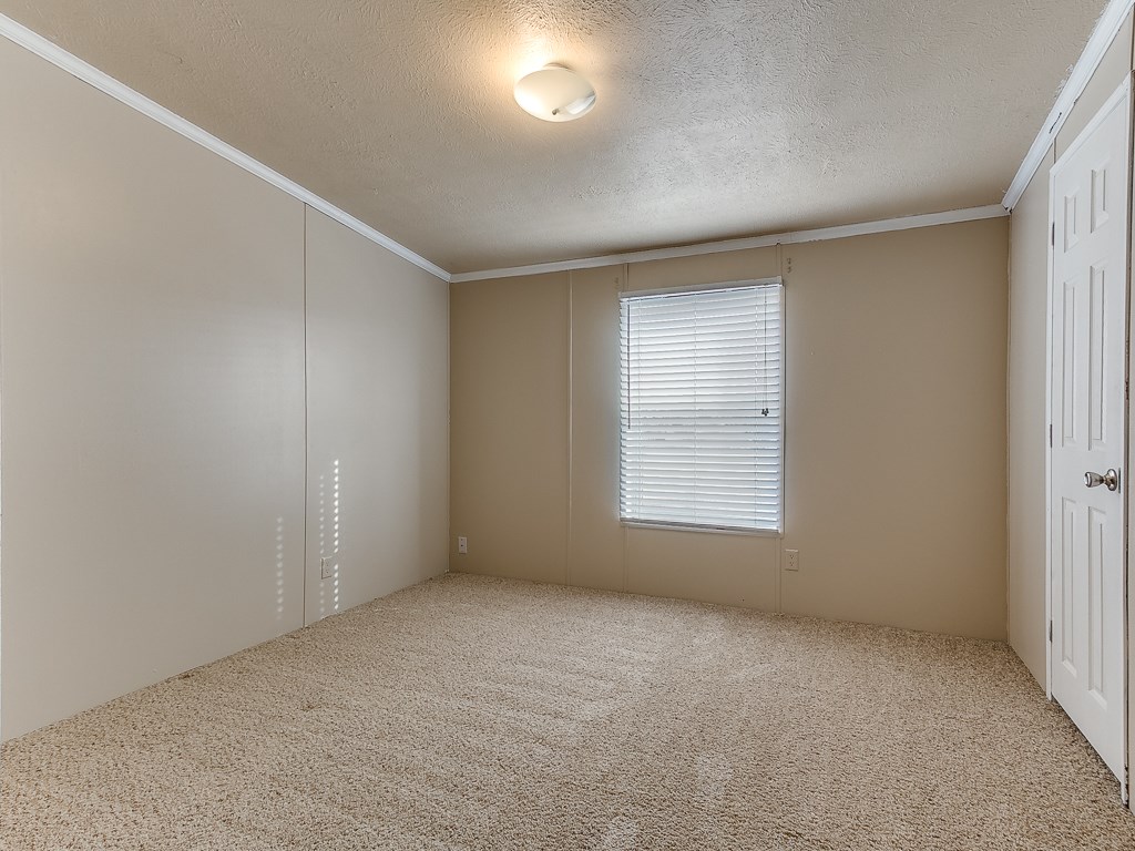 2027 Fox, Tuttle, OK 73089 photo 4