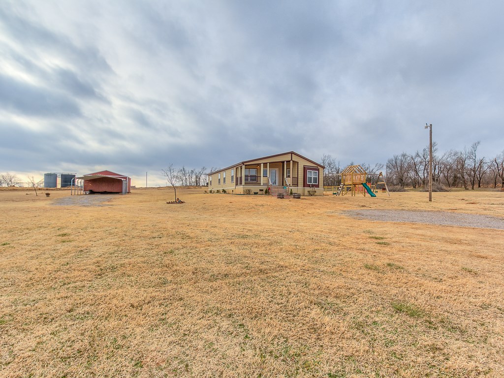 2027 Fox, Tuttle, OK 73089 photo 3