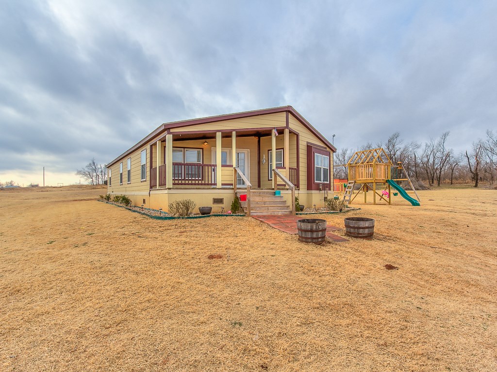 2027 Fox, Tuttle, OK 73089 photo 1