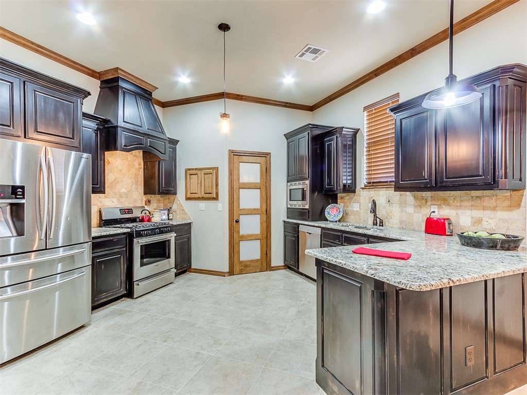 299 Mounds Rd, Harrah, OK 73045 photo 9