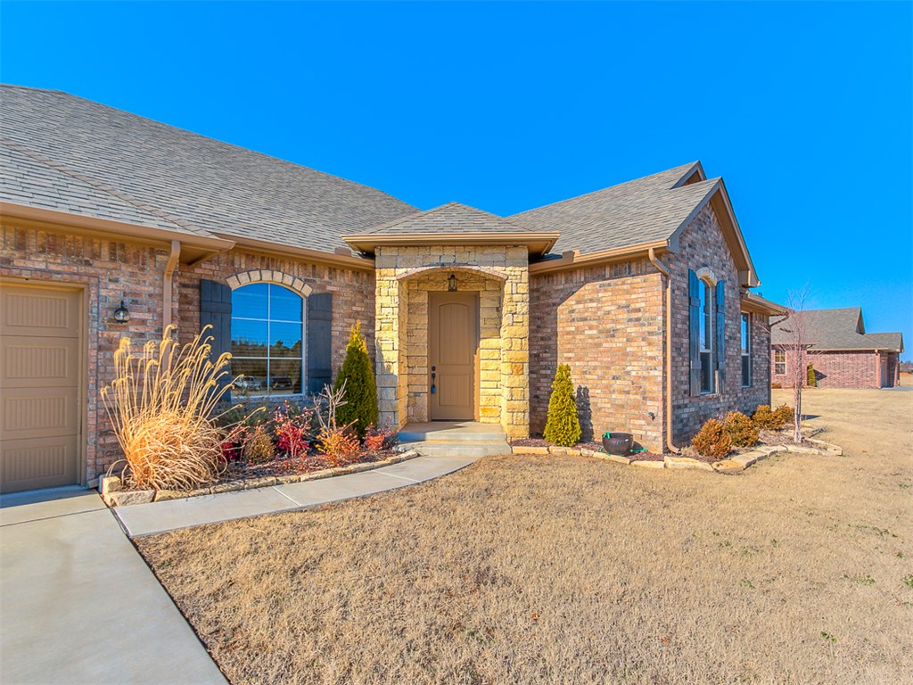 299 Mounds Rd, Harrah, OK 73045 photo 1