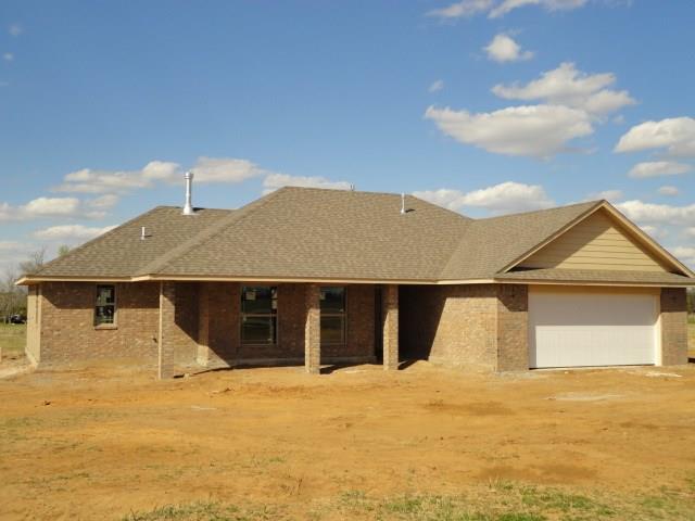 1940 Debbie Dr, Guthrie, OK 73044 photo 1