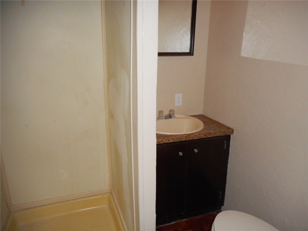 29404 Memorial Rd, Mcloud, OK 74851 photo 11