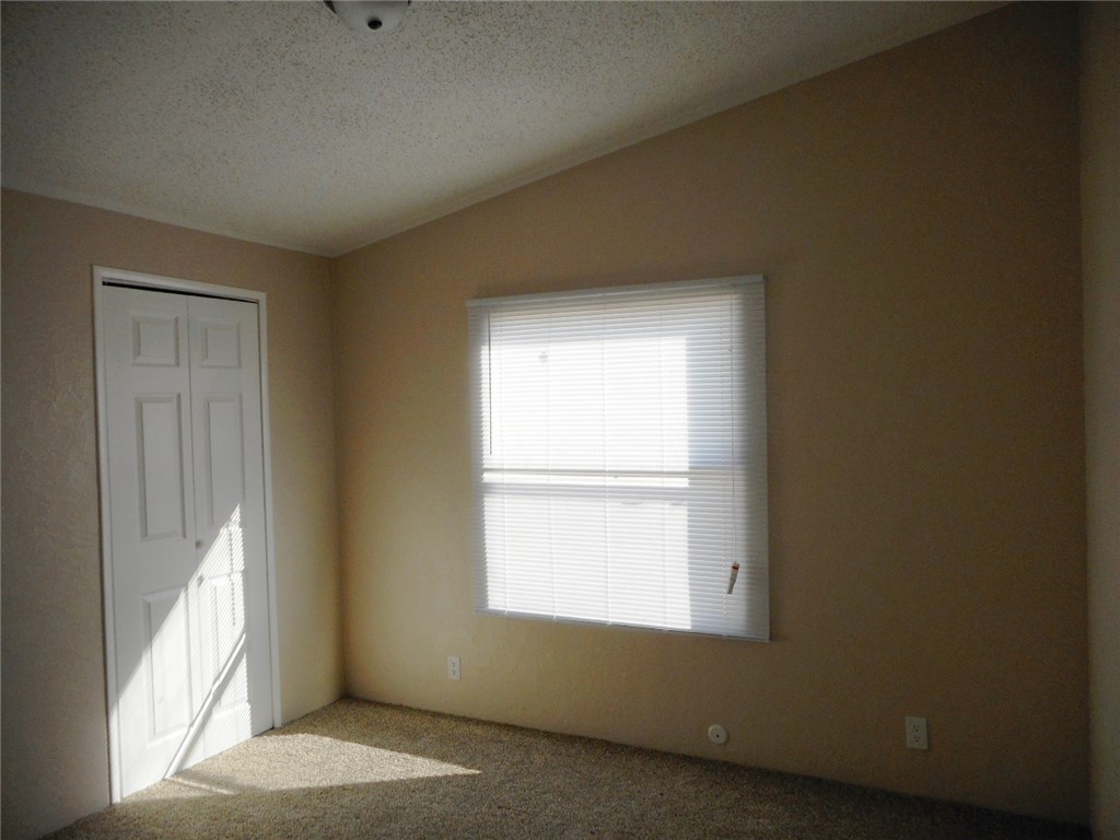 29404 Memorial Rd, Mcloud, OK 74851 photo 16