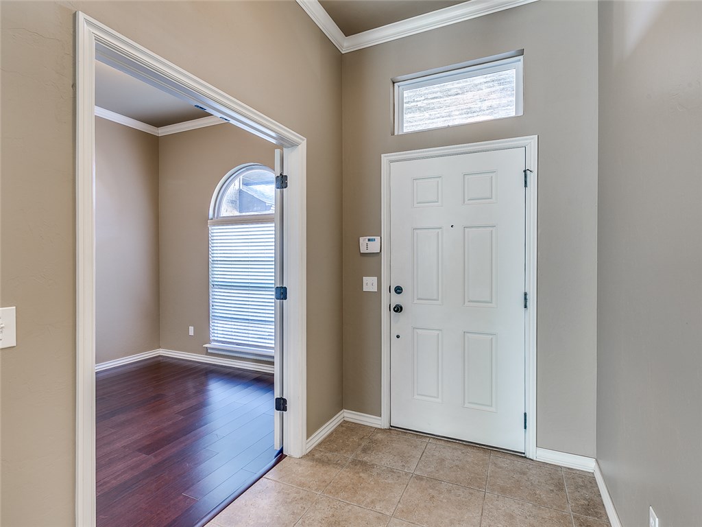4237 Red Apple Ter, Moore, OK 73160 photo 4