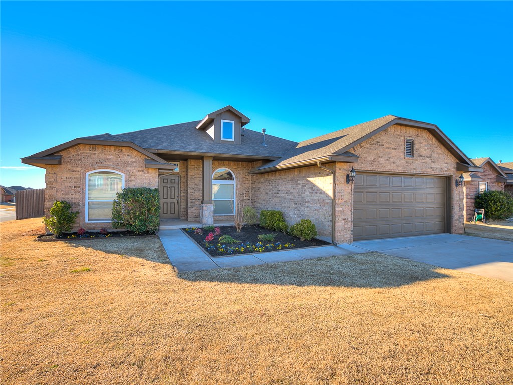 4237 Red Apple Ter, Moore, OK 73160 photo 1