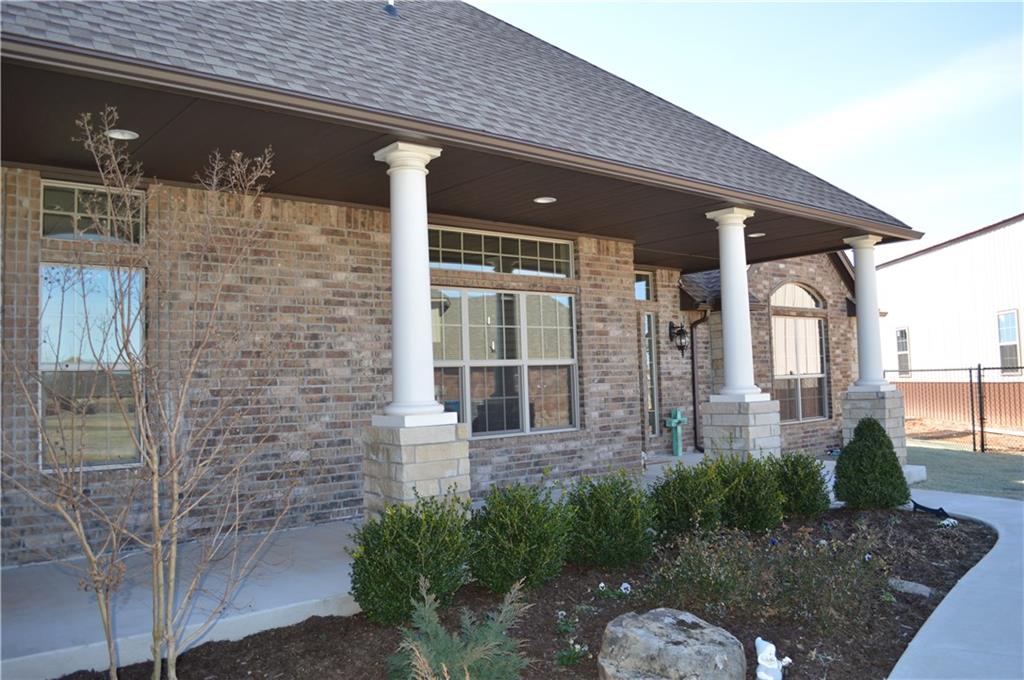 1607 Bayside Dr, Tuttle, OK 73089 photo 4