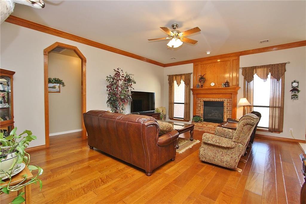 4205 Frontier Ln, Tuttle, OK 73089 photo 10