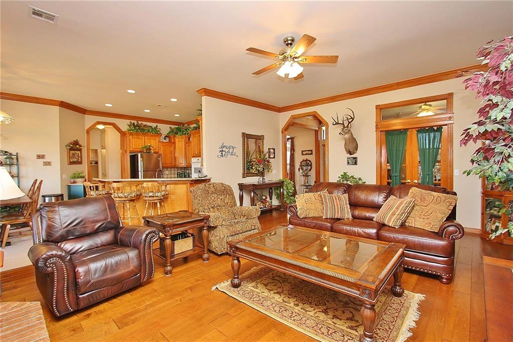 4205 Frontier Ln, Tuttle, OK 73089 photo 4