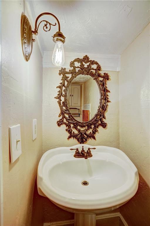 104 E Johnson, Norman, OK 73069 photo 17
