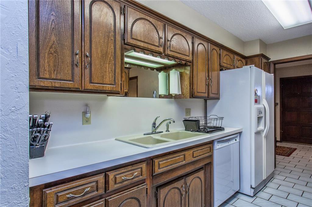 3848 N Riverside, Bethany, OK 73008 photo 13