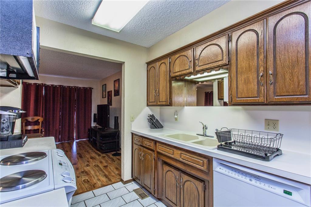 3848 N Riverside, Bethany, OK 73008 photo 12