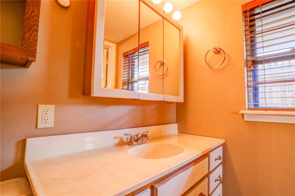 3709 N Bryan Ave, Bethany, OK 73008 photo 16