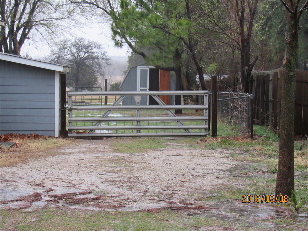 2229 S Harrah Rd, Harrah, OK 73045 photo 5