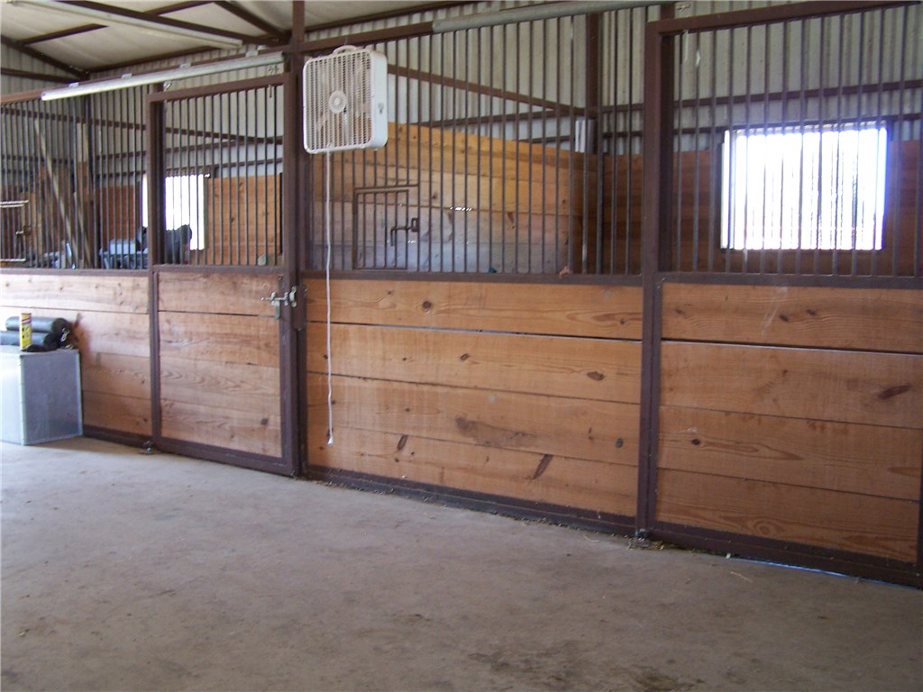 274 Dozer Rd, Springer, OK 73458 photo 14