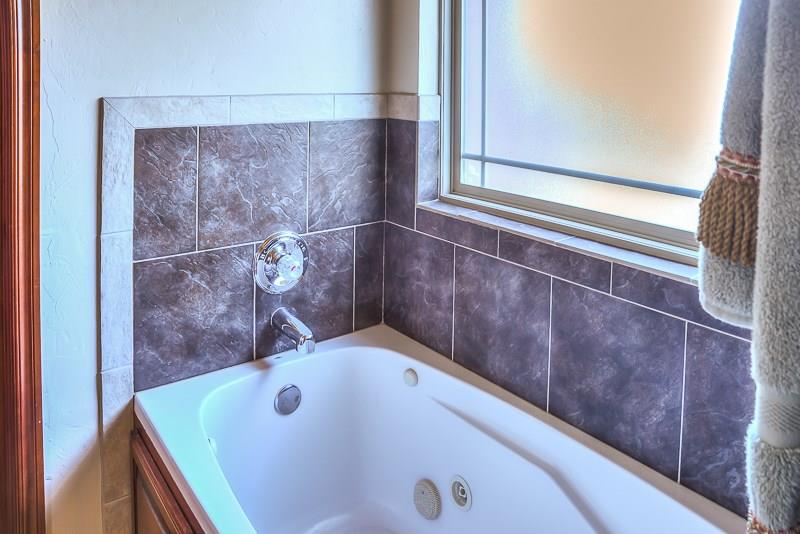 1906 Riviera Dr, Tuttle, OK 73089 photo 21