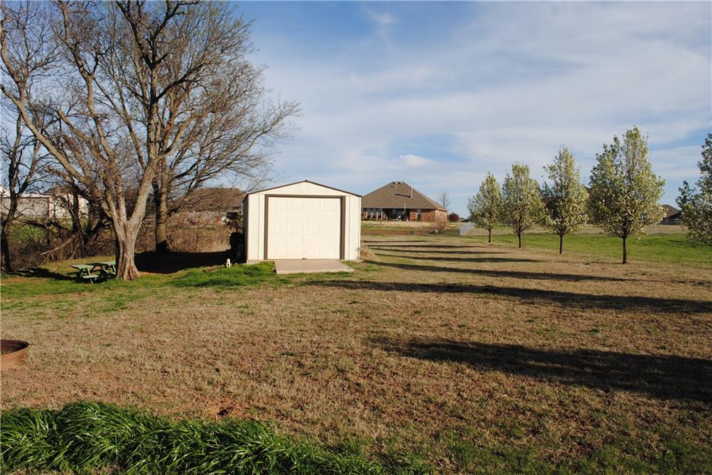 1906 Riviera Dr, Tuttle, OK 73089 photo 24