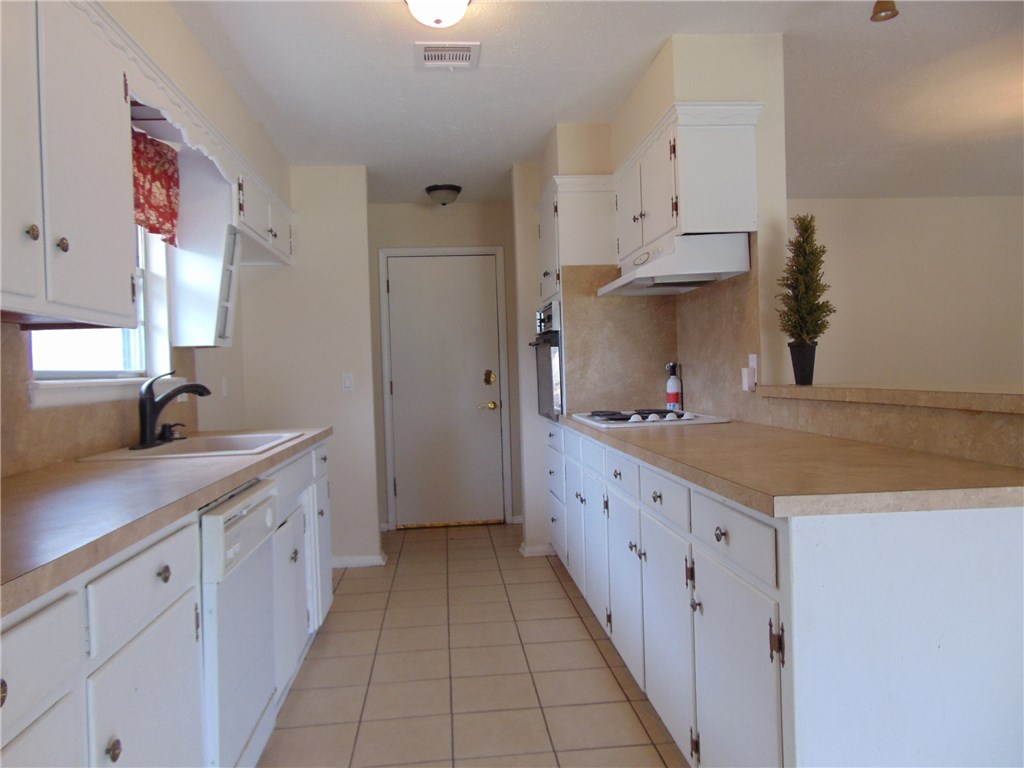 7800 NW 28th Ter, Bethany, OK 73008 photo 5
