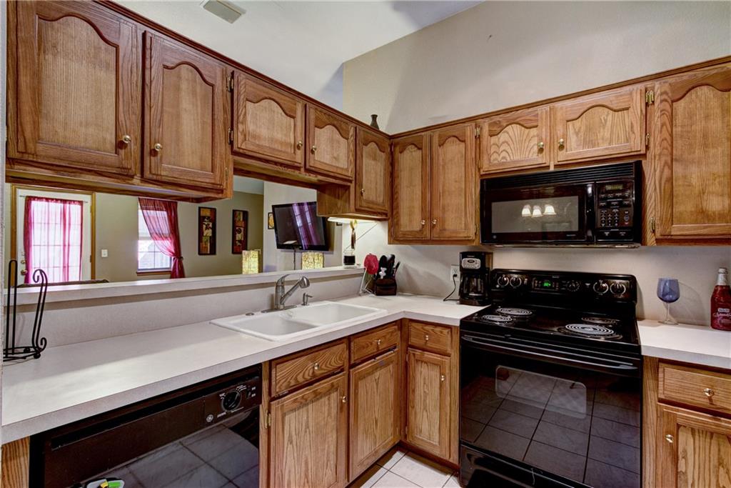 1009 SW 24th, Moore, OK 73170 photo 13