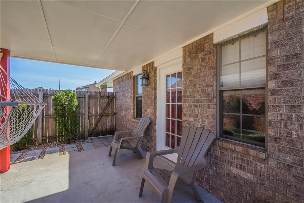 1009 SW 24th, Moore, OK 73170 photo 25