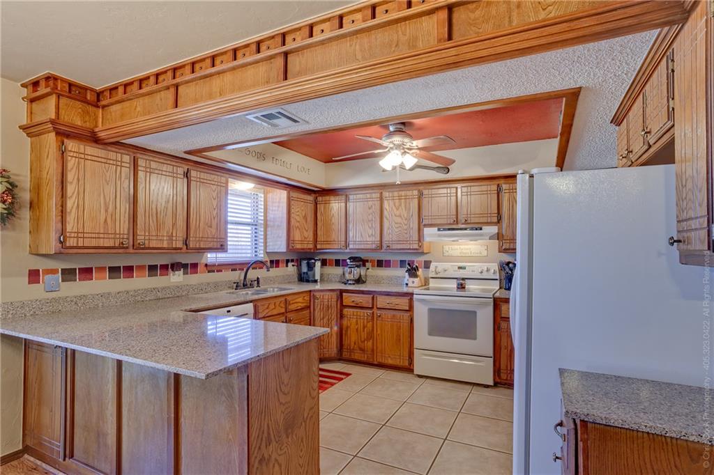 604 Crestview, Edmond, OK 73012 photo 9