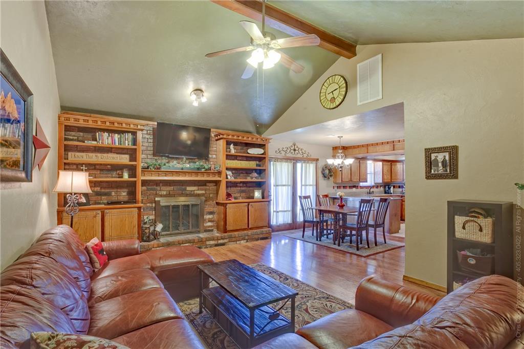 604 Crestview, Edmond, OK 73012 photo 4