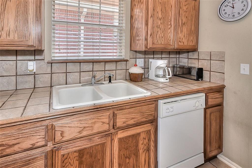 709 Sequoyah Trails Dr, Norman, OK 73071 photo 12