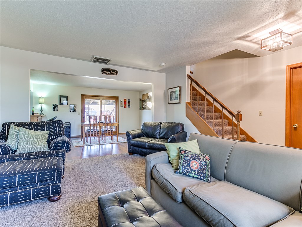 723 E 26th, Edmond, OK 73013 photo 5