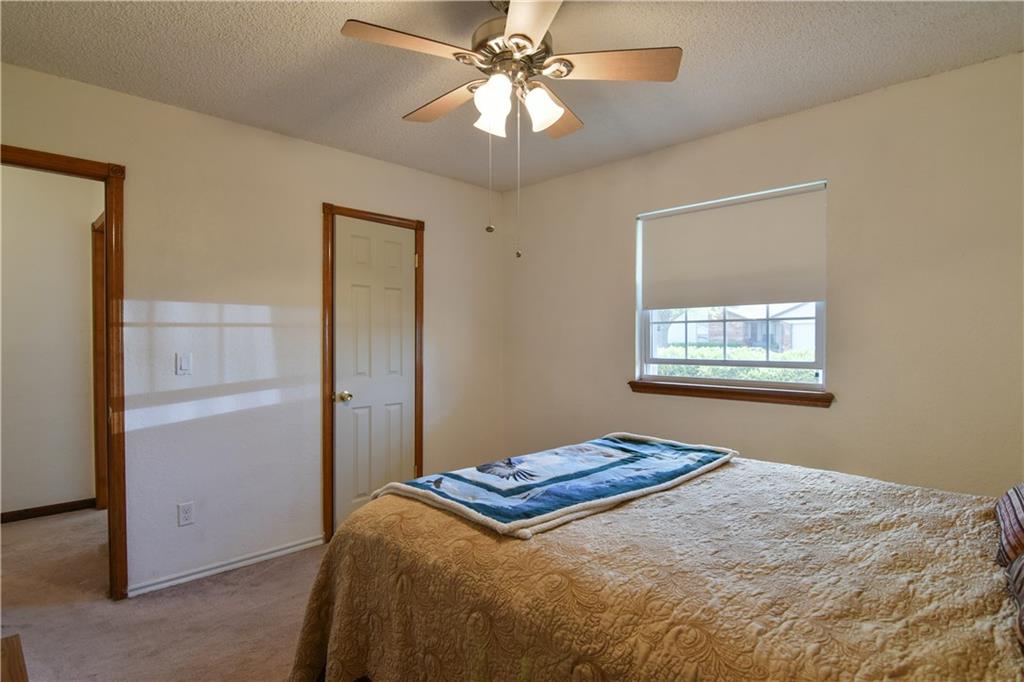 616 Randall Dr, Moore, OK 73160 photo 18