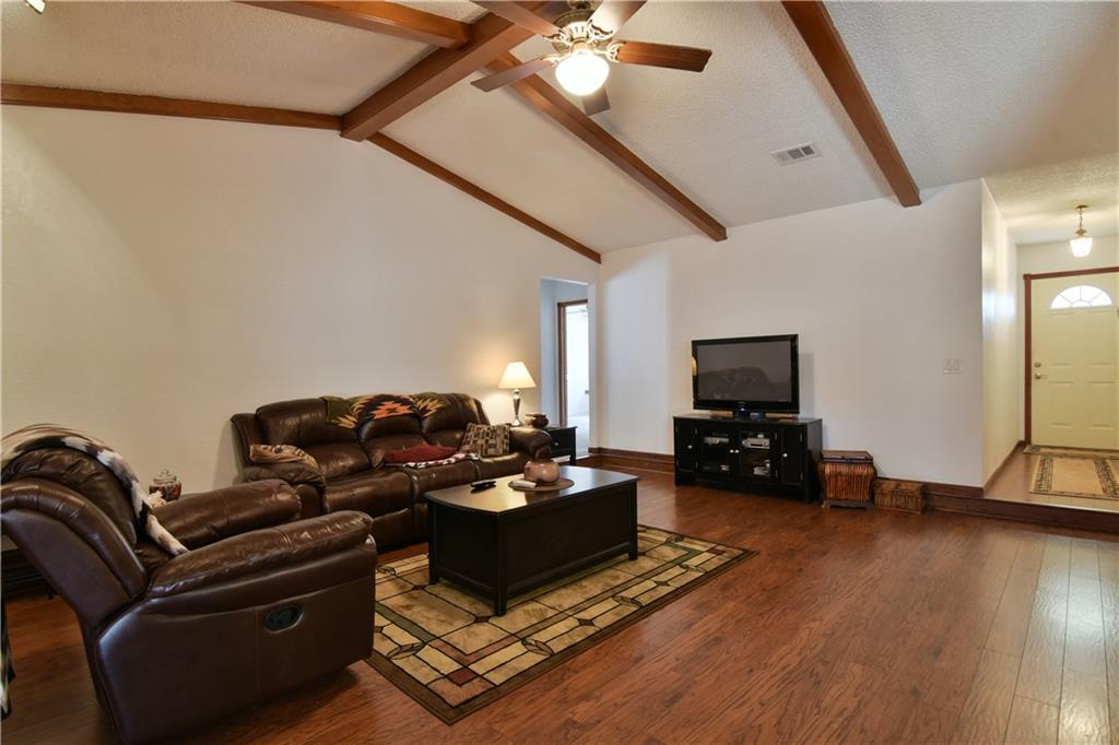 616 Randall Dr, Moore, OK 73160 photo 9