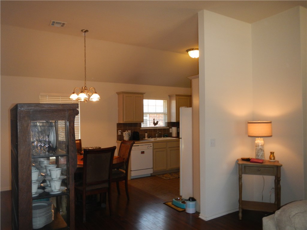 417 Apache Gate, Yukon, OK 73099 photo 6