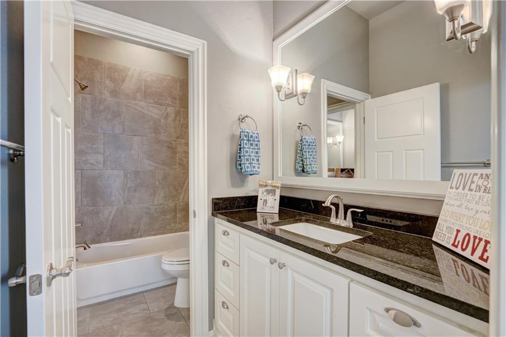 3201 Hillside Dr, Edmond, OK 73012 photo 25
