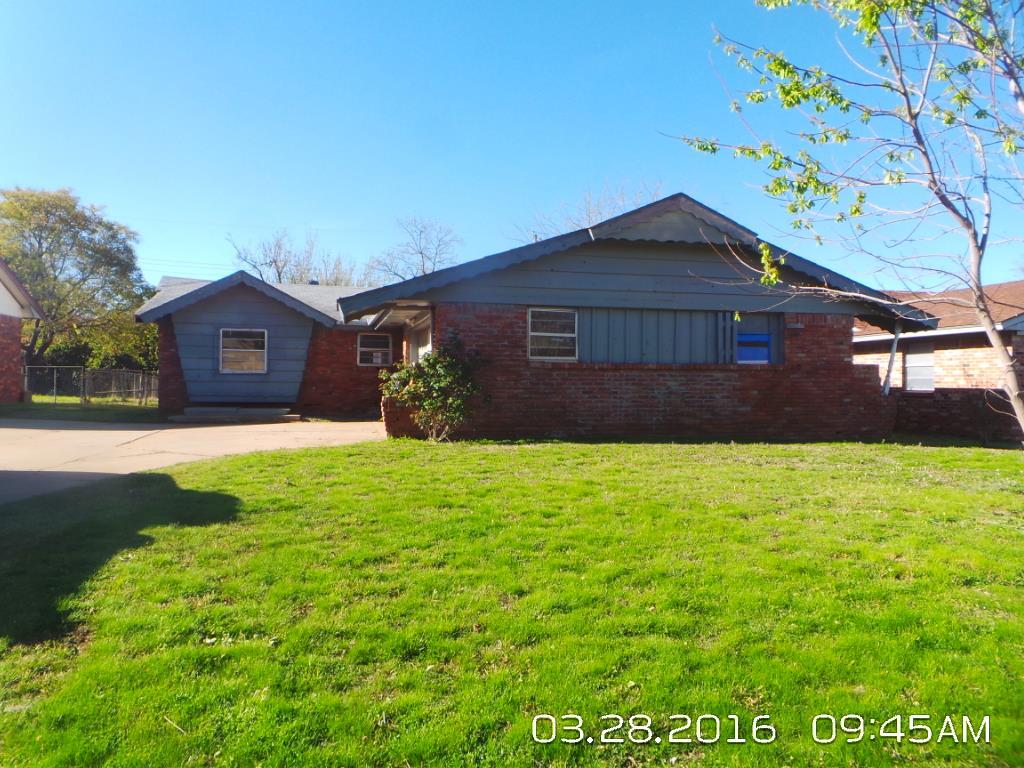 110 Meadowbrook, Moore, OK 73160 photo 1